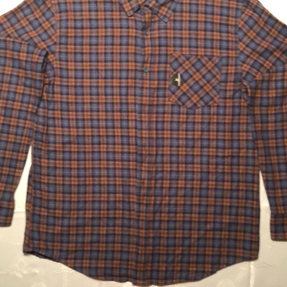 Men’s XL button down Flannel 100% cotton shirt